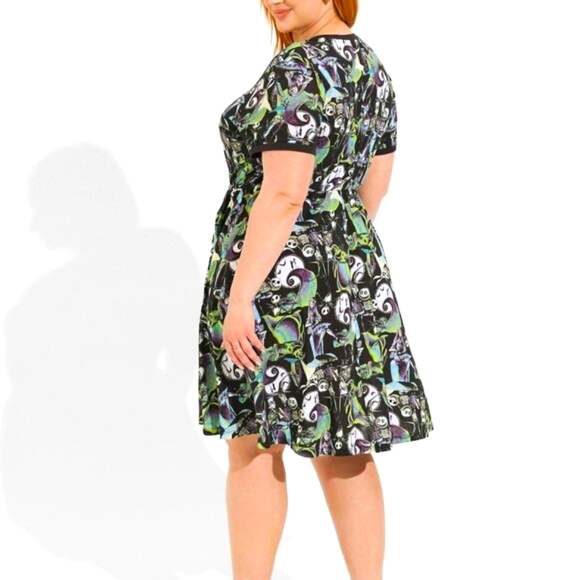 ❤️NWT VINTAGE TORRID NIGHTMARE BEFORE CHRISTMAS SKATER DRESS - HALLOWEEN - Picture 3 of 13